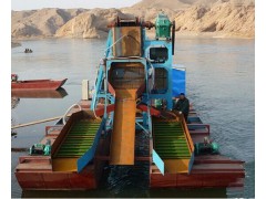 喀麦隆河道专用淘金船HCTJ-150，投资成本低，回收率高等优势