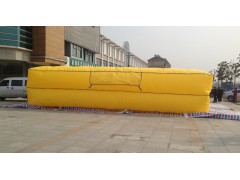 供应充气式逃生气垫 救生器材 南京飒特