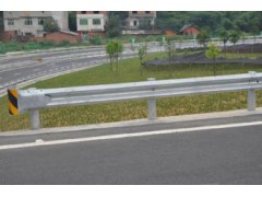四川成都安县加强型公路波形护栏板批发18980002821