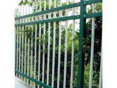 专业生产道路护栏 锌钢护栏 镀锌护栏 护栏网采购
