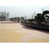 上海闵行区彩色透水路面，透水混凝土原材料轩景厂家生产