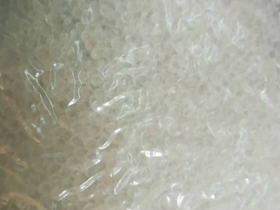 硅胶干燥剂吸湿原理