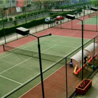 球场围网体育场围网 篮球场围栏热镀勾花网现货4米喷塑