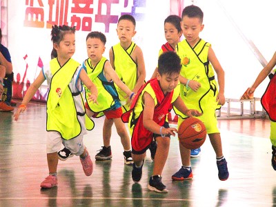 少儿篮球培训俱乐部-端木体育_可靠的幼儿篮球培训机构