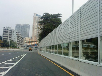 厂区噪音治理工程-大量供应耐用的青海降噪公司公路隔音墙