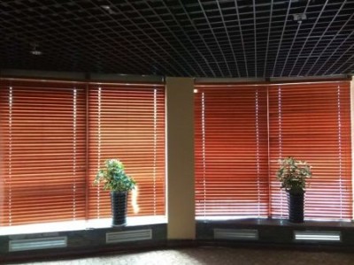 陕西办公室遮光窗帘安装-有品质的西安百叶窗帘厂家推荐