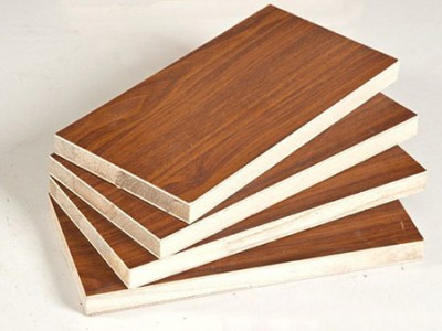 胶合板代理-临沂天都木业优良的香港玉墅板材新品上市
