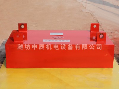 临朐永磁自卸除铁器-划算的潍坊悬挂式永磁除铁器申辰机电供应
