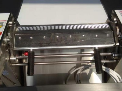 淄博猪肉扒皮机-优惠的猪肉扒皮机宇厨厨房设备供应