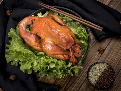 特色秘制熏鸡加盟流程-乌兰察布价格合理的熏鸡批售