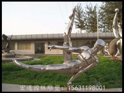 广西个性不锈钢校园地球仪雕塑|精雕细琢的不锈钢人物雕塑推荐