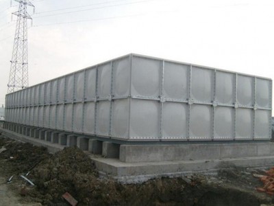 柳州玻璃钢组合水箱_广西玻璃钢水箱厂家