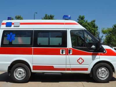 白城新全顺救护车多少钱|辽宁信誉好的120救护车厂商
