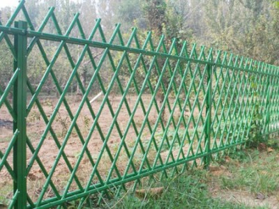 水泥仿竹护栏厂家-春豪水泥制品有品质的水泥仿竹护栏出售