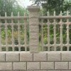 西安仿木水泥栏杆加工-陕西高质量的仿木围栏批销