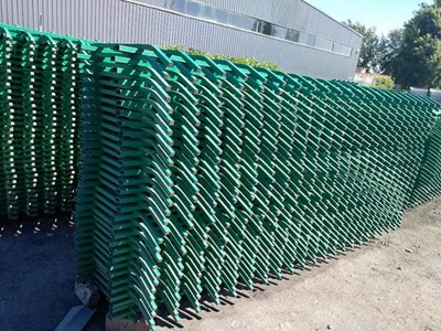 锌钢草坪护栏厂家_河北专业的锌钢草坪护栏生产基地