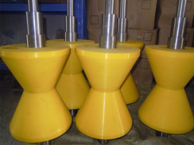 聚氨酯包胶滚轮厂家 大量供应超值的上海聚氨酯包胶滚轮