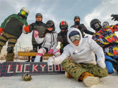南宁成人滑雪培训价格_成人滑雪培训专业机构_丹东雪培文化传播