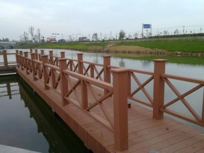青海塑木廊架定做-西安优惠的西宁塑木护栏供应