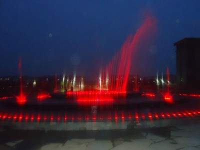 潍坊水上音乐喷泉_好用的喷泉要到哪买