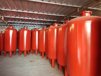 宁波消防气压给水设备-质量硬的沈阳冠泉给水设备专业销售各类稳压气压罐生产厂家推荐