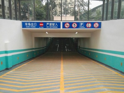 停车场划线施工_知名的交通划线设施供应商当属北京利合联盛