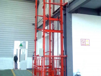 河南导轨升降货梯-有品质的导轨液压升降平台厂家就是许昌登高机械