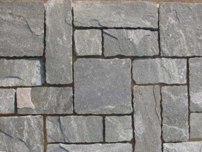 锈石英自然面城堡石|高质量的古典城堡石火热供应中
