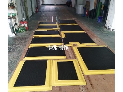 深圳卡优防疲劳工业地垫，流水线抗疲劳脚垫工厂