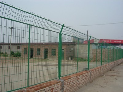 公园框架护栏现货直销 草绿色公路护栏网 小区隔离栏 可定制