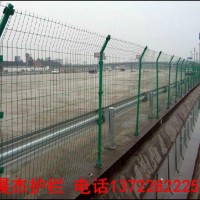 护栏网公路护栏网双边护栏网铁丝防护网果园围栏网
