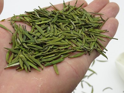 贵州雀舌茶浓香型湄潭翠芽-生态雀舌绿茶批发厂家-茗芽馨茶业