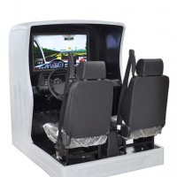 大屏幕双人座汽车驾驶模拟器