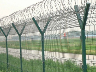厂家按需定做刀刺护栏网 Y型机场护栏网