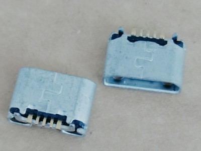MICRO 5P板上型母座 单牛角大电流后插后贴 直边