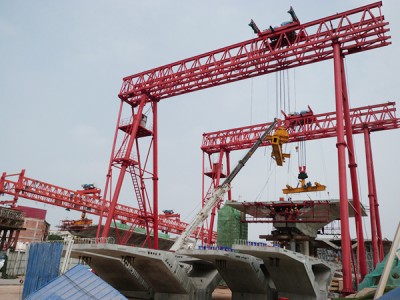 贵州贵阳龙门吊出租公司用于重点工程建设