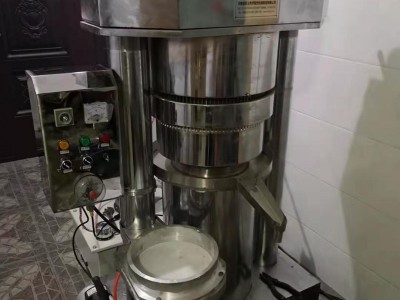 推荐不锈钢榨油机商用芝麻核桃花椒籽茶籽液压榨油机