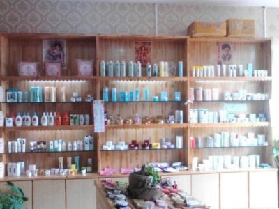 包头美容院美容护肤保养化妆品产品货源批发供应，种类全，保效果