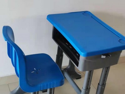 工程塑料课桌椅 塑料课桌椅 学生升降课桌椅生产厂家