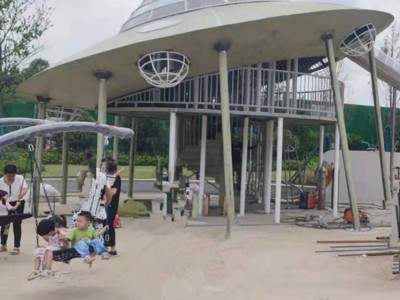 公园景区儿童游乐设施太空飞碟不锈钢滑梯钻筒景区造型