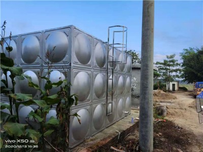 卧式不锈钢水箱100吨广州不锈钢水箱壹水务公司