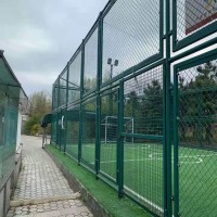 上海运动场围栏操场防护网 足球场围网工厂价格