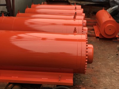 水泥管顶管机 200吨/320吨/500吨液压顶管机