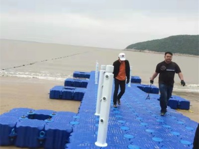 海上塑料浮筒码头轮船停放泊位平台 水产养殖网箱浮台