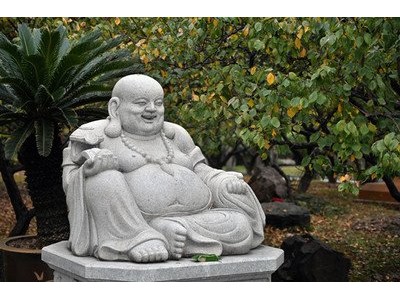 花岗岩弥勒佛雕像石雕大肚佛寺庙供奉大型佛像摆件