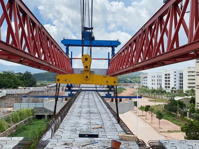 可定制租赁40米180吨桥机 四川泸州架桥机箱梁架设