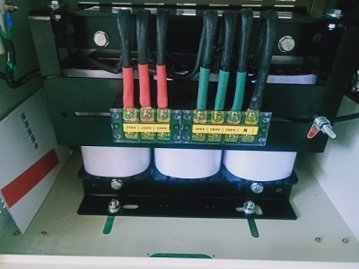 深圳食品机械出口日本专用三相200V变380V压器