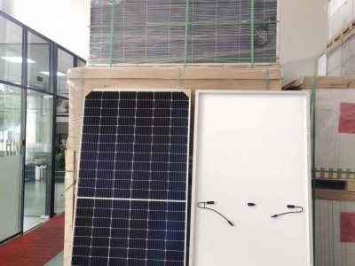 回收销售新旧光伏板太阳能板太阳能电池片发电板组件硅料逆变器