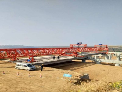 广东潮州架桥机租赁公司绍200吨架桥机价格
