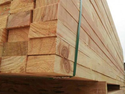 东莞建筑木方多种规格齐全 四面见线率高 不易劈裂